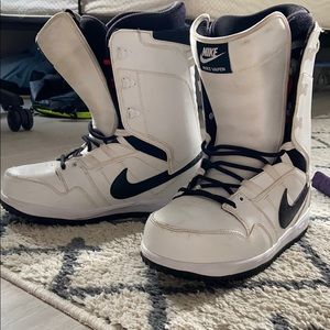 Nike Vapen Snow Board Boots